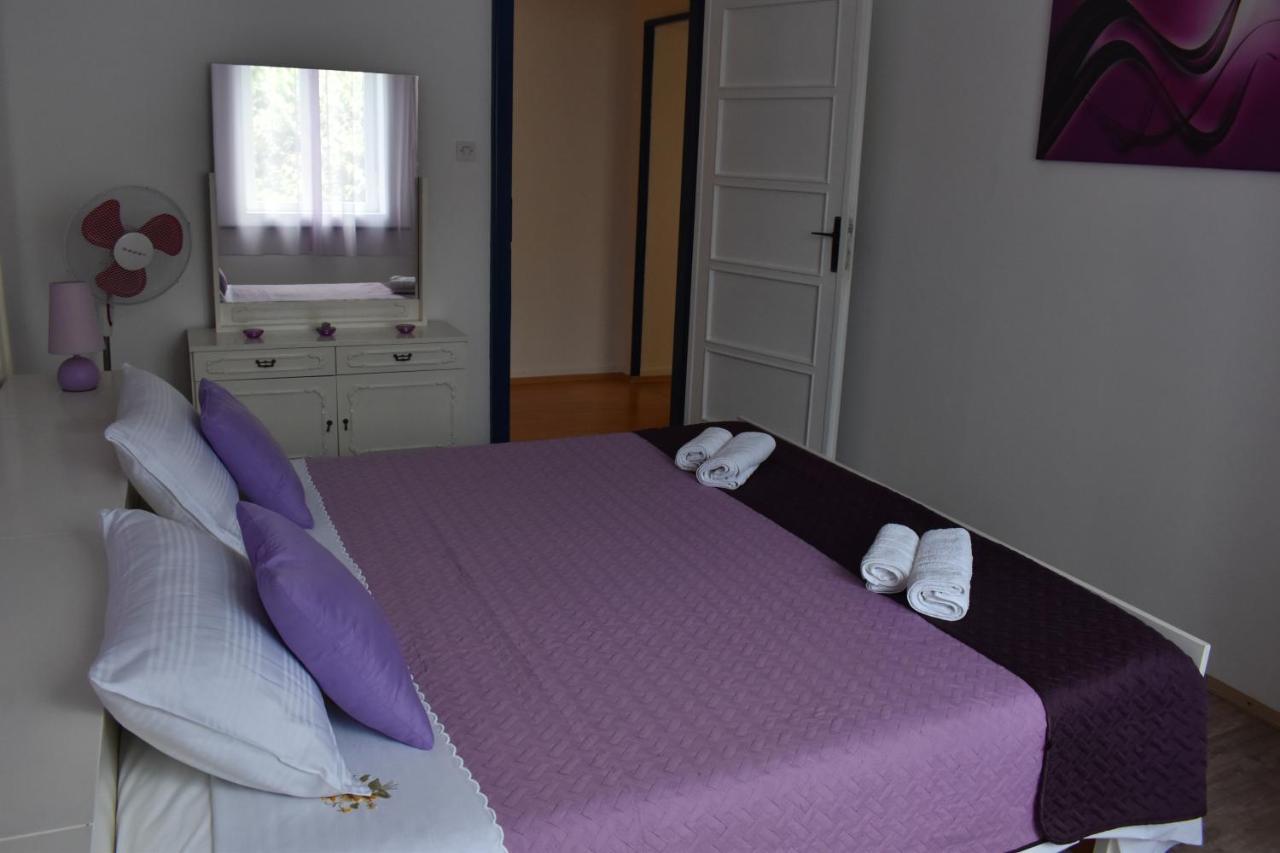 Apartment Riviera Pula Extérieur photo