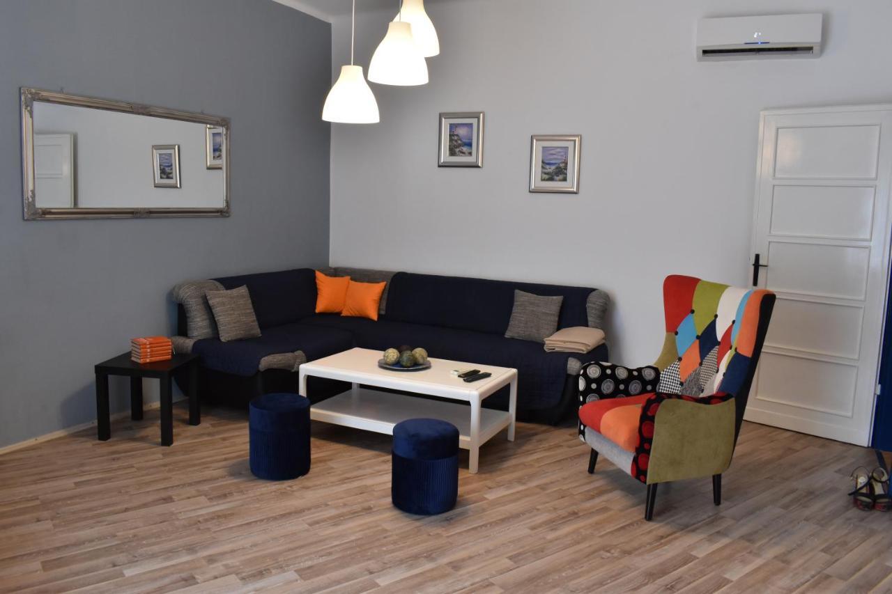 Apartment Riviera Pula Extérieur photo