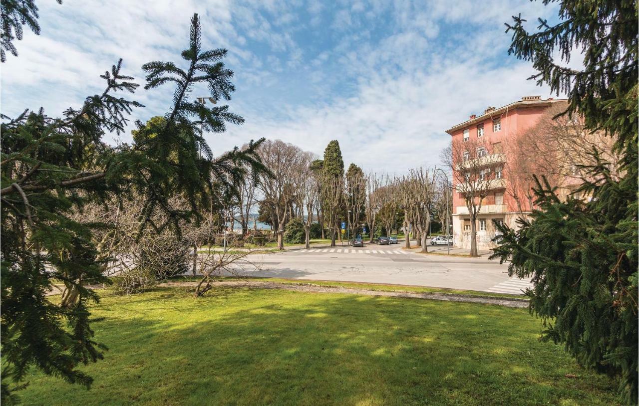 Apartment Riviera Pula Extérieur photo